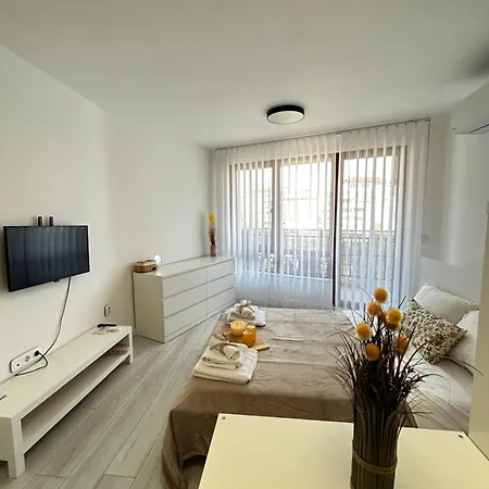 Rea Silena - Modern And Stylish Апартаменты *