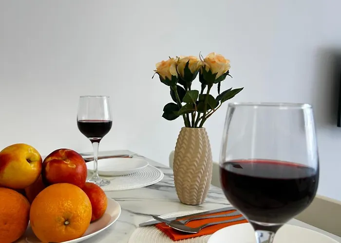 Rea Silena - Modern And Stylish