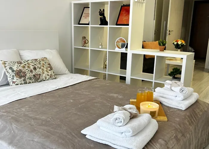 Rea Silena - Modern And Stylish アパート